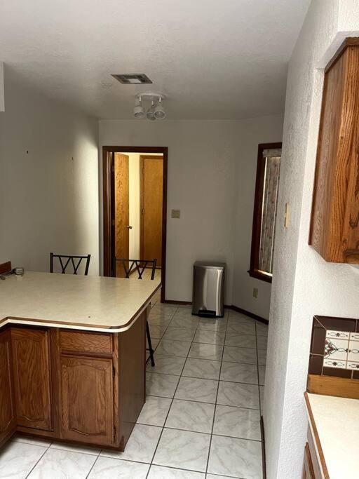 Townhouse, Two Car Garage, Fireplace Back Yard Las Cruces Exterior photo